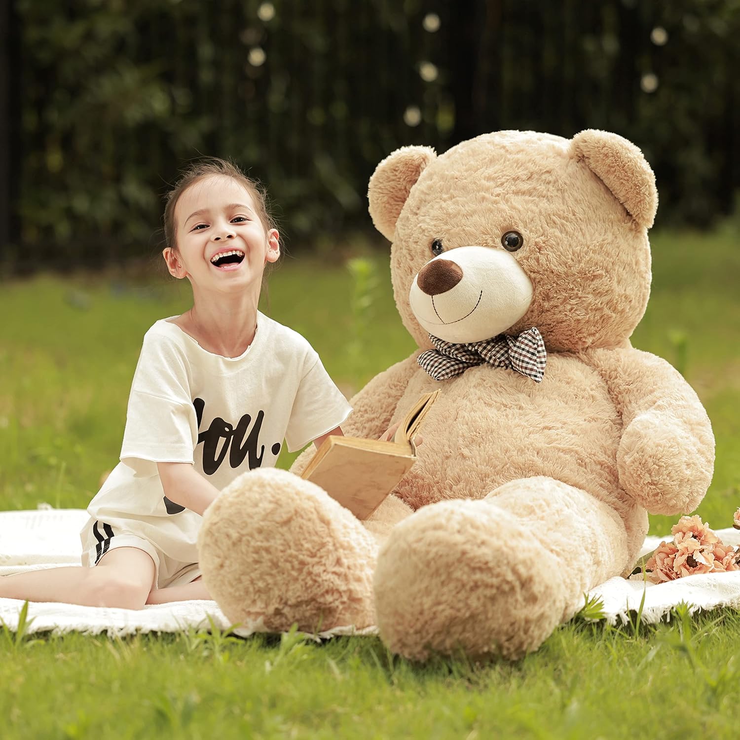 Poutmac 47 inch Giant Teddy Bear Stuffed Animal Brown Big Plush Teddy Bear Valentine's Gift for Girlfriend Soft Stuffed Bear Animals for Christmas,Birthday,Mother's Day Brown 47 inch