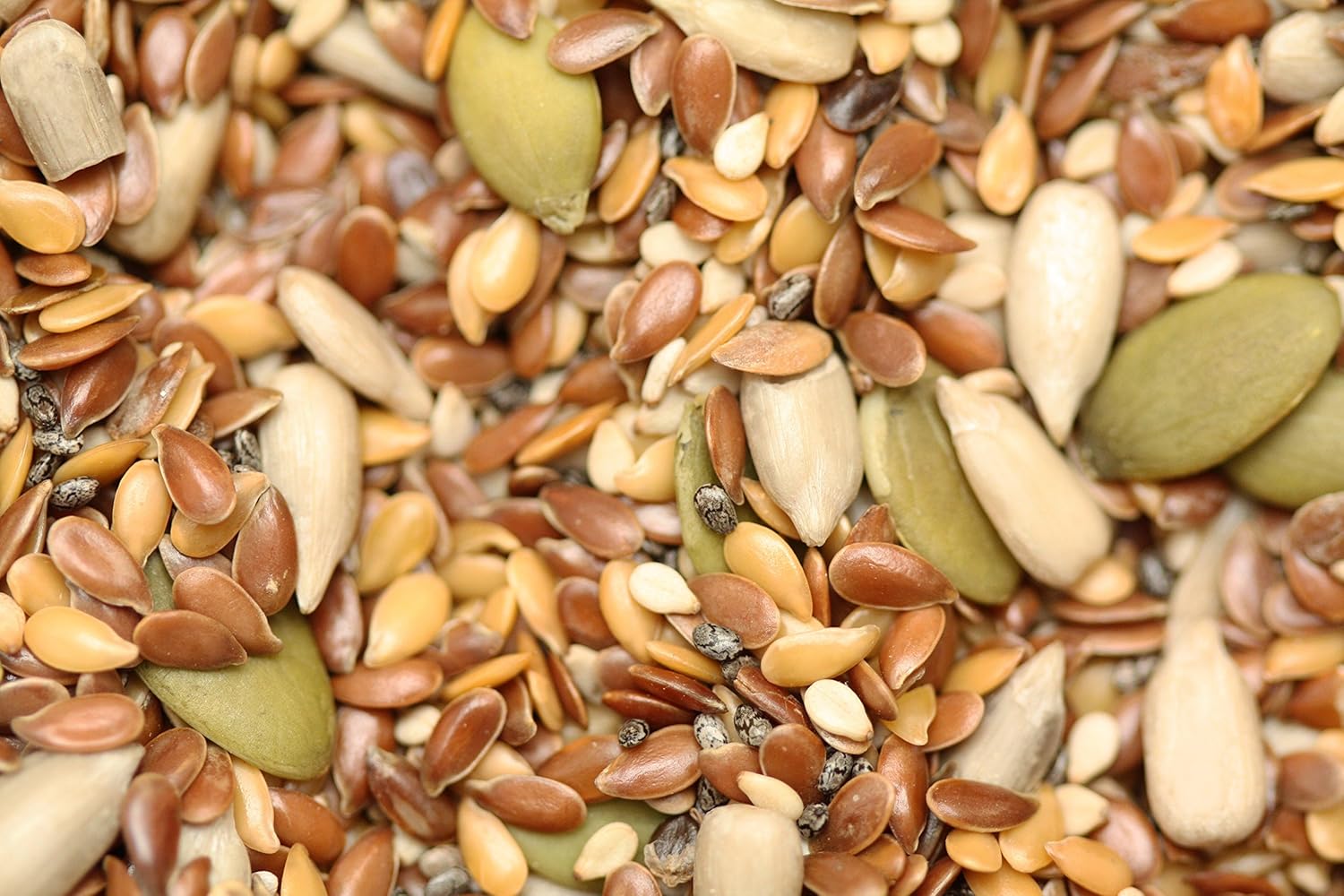 Yupik Organic Super 6 Seeds Mix, 2.2 lb (35.2 oz), GMO-Free, Kosher, Vegan, Rich in Fiber, Nutritious Raw Snack & Topping, With Brown & Golden Flax Seeds, Sunflower, Sesame, Chia & Pumpkin Seeds