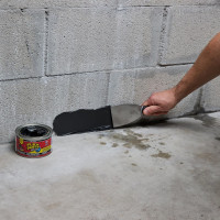 Flex Paste, Waterproof Paintable Putty, Spackle Sealant, Fill Gaps Cracks Holes - Block Out Water and Air - UV Resistant - Walls, Drywall, EPDM, Concrete, Roof, RV Repairs, Black, Half-Quart