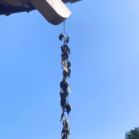 8.5 FT Rain Chain, Rain Chains for Gutters, Metal Rain Chain Downspouts, Circle with Leaves Rain Gutter Chains, Metal Rain Catcher for Outside, Decorative Your House and Garden, Verdigris Leaves Verdigris