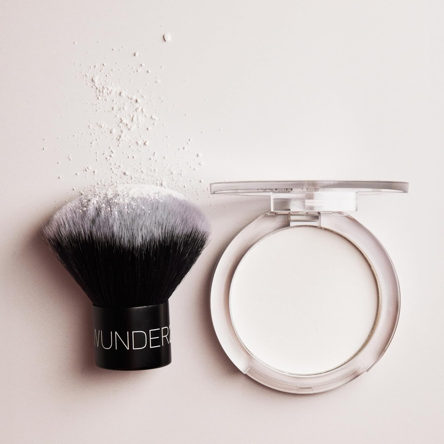 Wunder2 PERFECT SELFIE Makeup Setting Powder HD Photo Finishing Pressed Compact Face Powder Mattifies Skin, Matte One Size, Translucent, 0.24 Oz