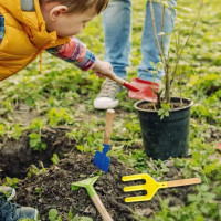 Beach Toys for Kids, 6Pcs 8'' Kids Gardening Tools Sand Toys Set, Metal Garden Tools with Sturdy Wooden Handle, Cylinder, Spoon, Fork, Rake, Flat & Pointed Shovel, Gifts for Children 6 Colors