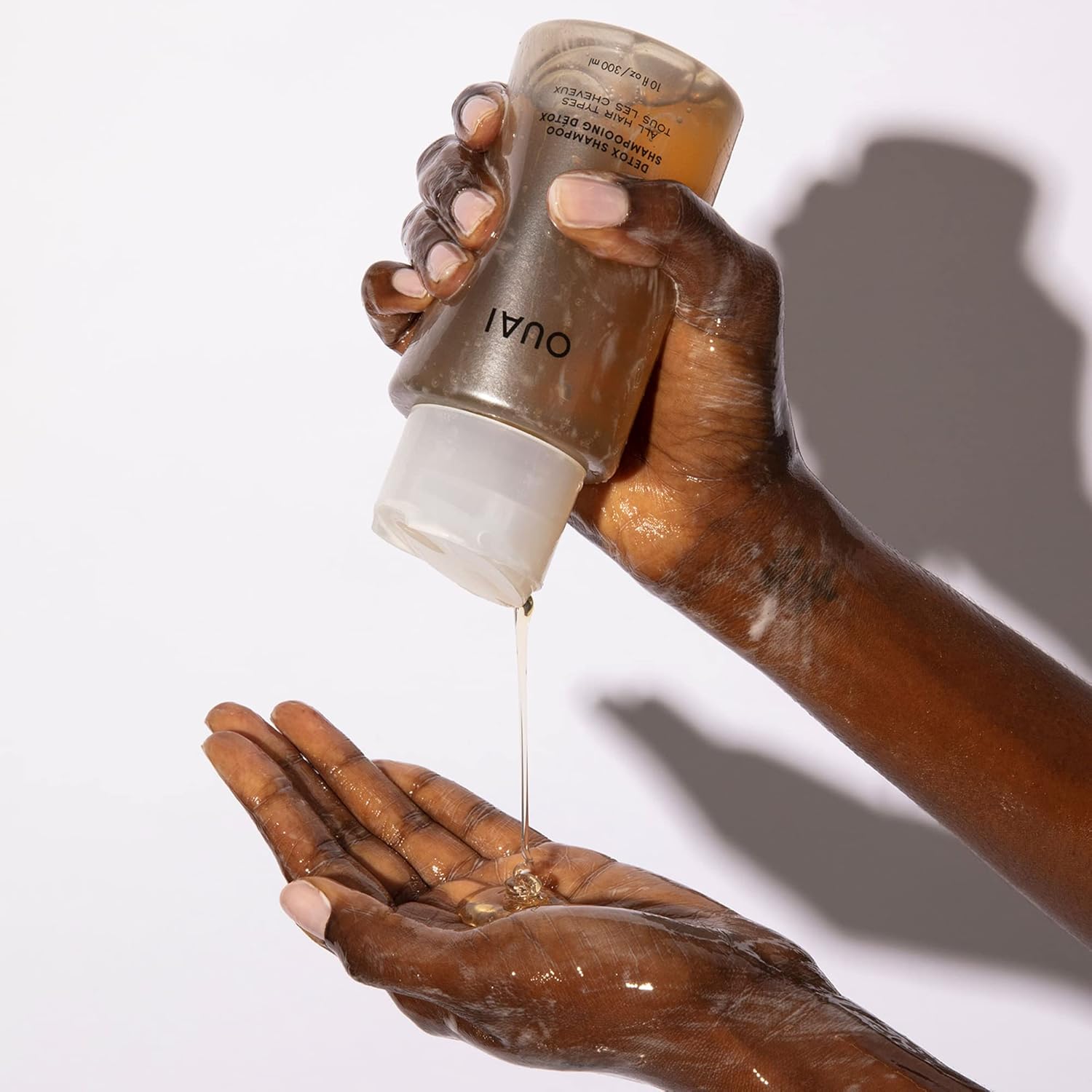 OUAI Fine Hair Detox Shampoo & Conditioner Bundle - Volumizing Hair Care Set for Added Softness, Bounce & Removing Product Build Up (2 x 10 Oz)