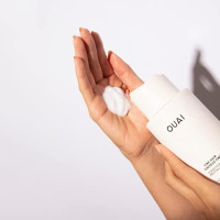 OUAI Fine Hair Detox Shampoo & Conditioner Bundle - Volumizing Hair Care Set for Added Softness, Bounce & Removing Product Build Up (2 x 10 Oz)