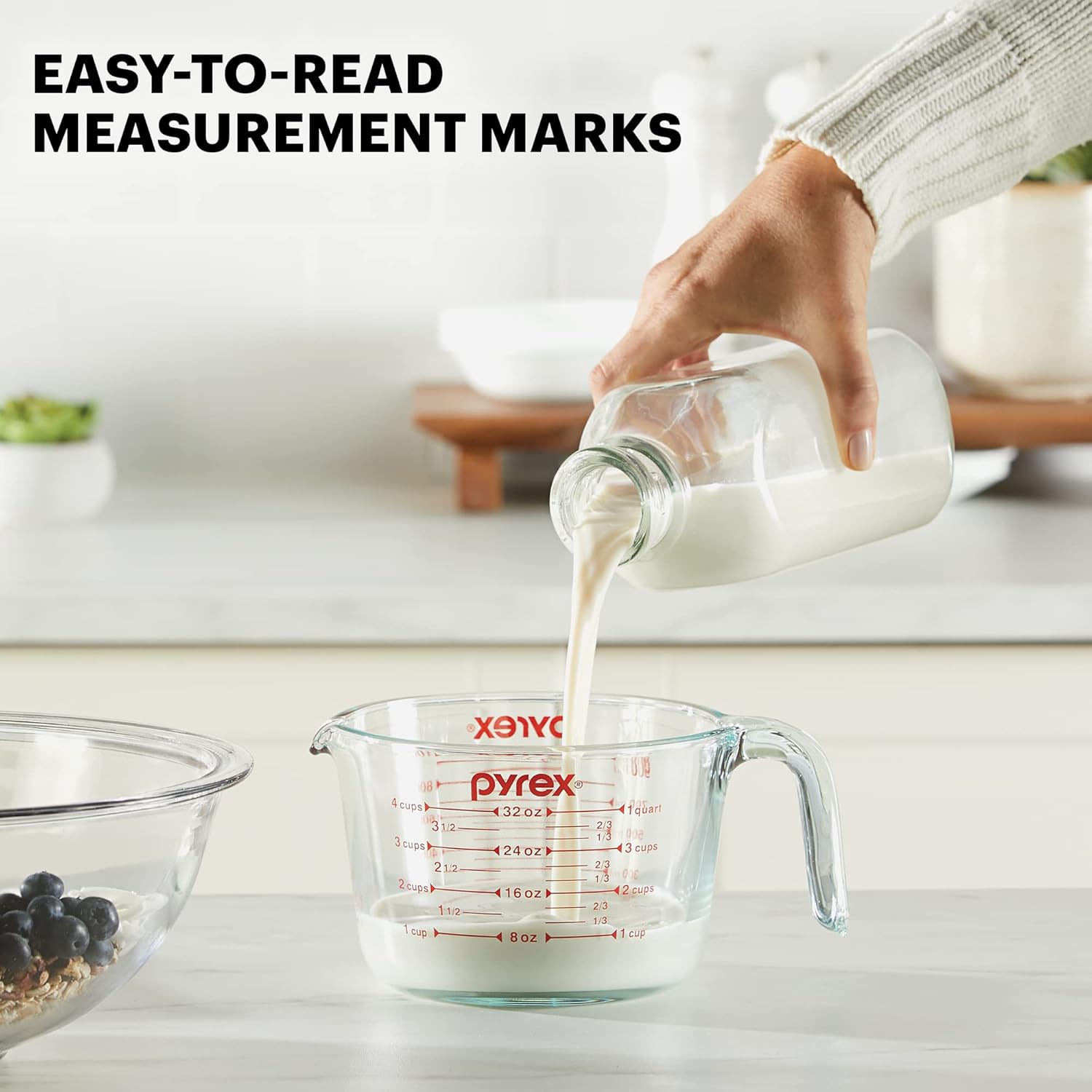 Pyrex 4-Cup Glass Measuring Cup For Baking and Cooking, Dishwasher, Freezer, Microwave, and Preheated Oven Safe, Essential Kitchen Tools 4 Cup
