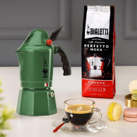 Bialetti - Moka Express Alpina: Iconic Stovetop Espresso Maker, Moka Pot 3 Cups (4.3 Oz - 130 Ml), Aluminium, Green 3 Cups Aluminum