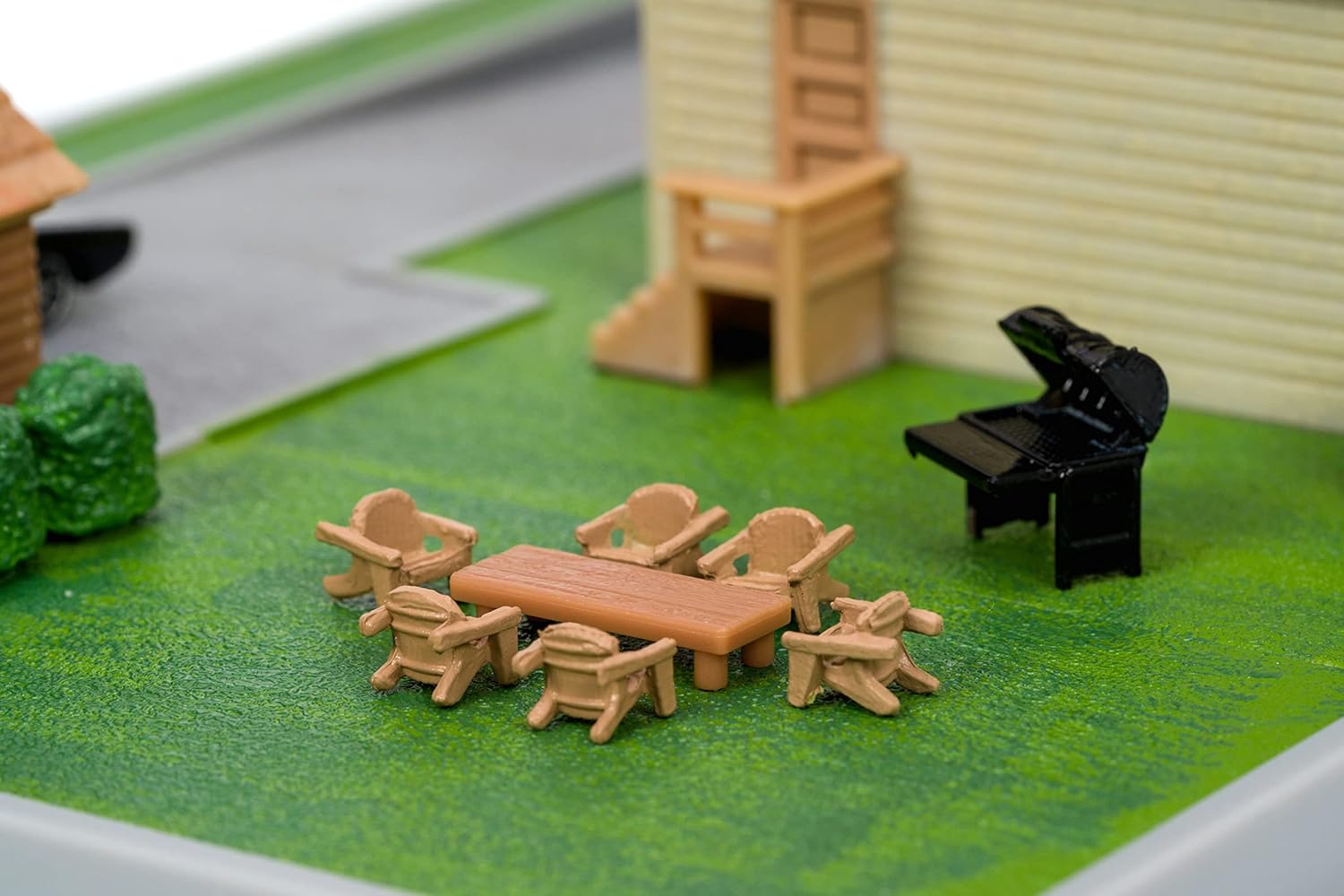 Fast & Furious Nano Hollywood Rides Dom Toretto's House Display Diorama with Two 1.65