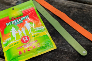 Mosquito Guard Repellent Bands / Bracelets (12 Pack) Made with Natural Plant Based Ingredients - Citronella, Lemongrass Oil. DEET Free