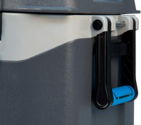 Igloo BMX Hard Coolers (25-72QT)