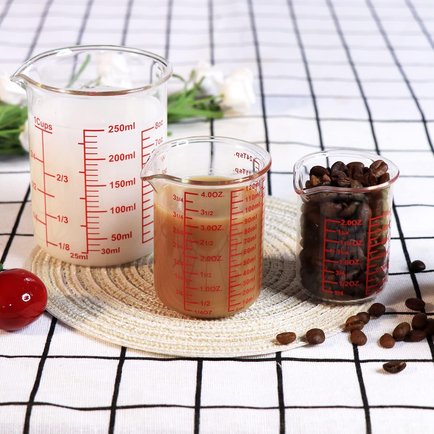 High Borosilicate Glass Measuring Cup Set-V-Shaped Spout，Includes 60ml(2OZ), 120ml(4OZ), and 250ml(8OZ) Glass Measuring Beaker for Kitchen or Restaurant, Easy to Read 60ml/120ml/250ml Measuring Cup Set