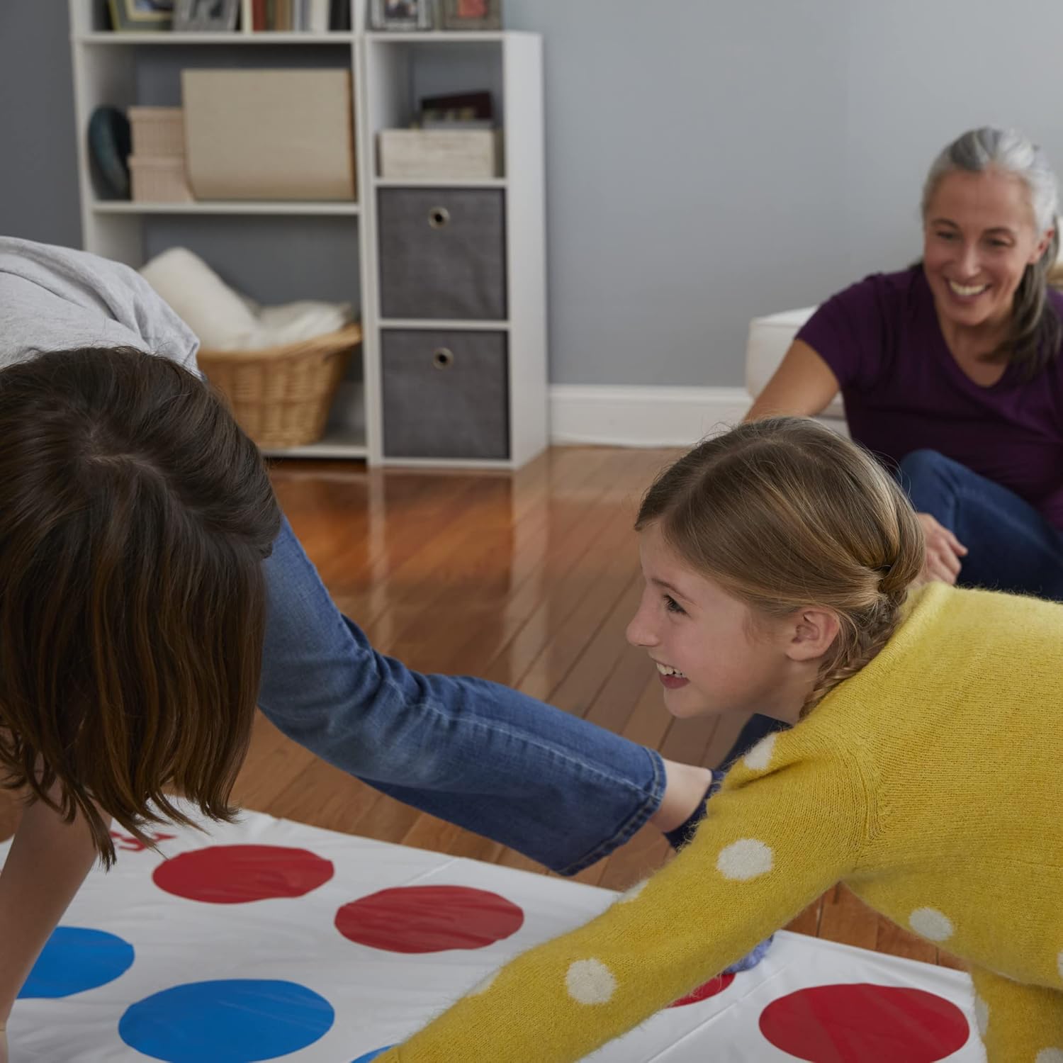 Hasbro Twister Party Classic Board Game for 2 or More Players,Indoor and Outdoor Game for Kids 6 and Up,Packaging May Vary Standard Packaging
