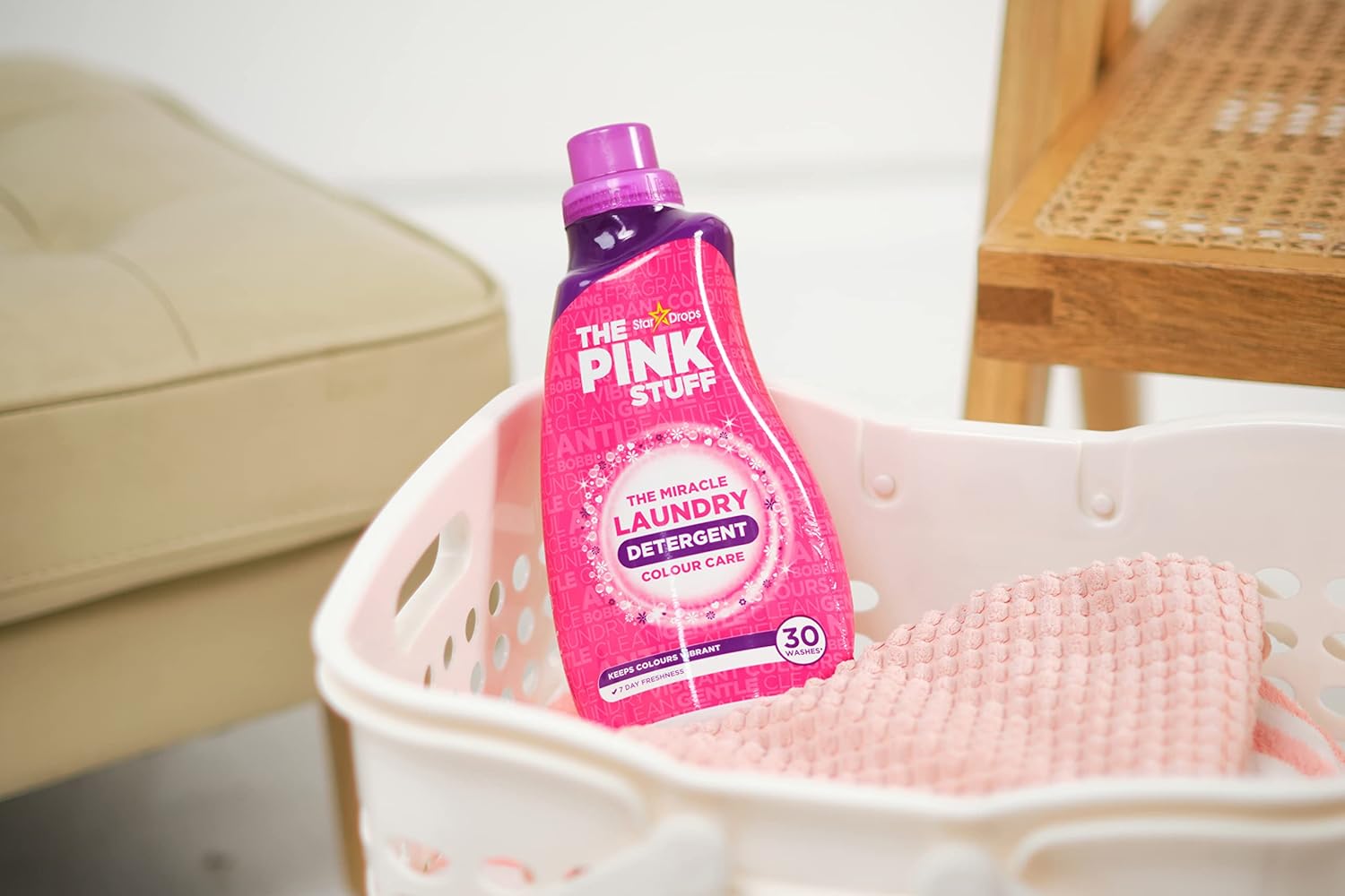 Stardrops - The Pink Stuff - The Miracle Laundry Detergent Color Care Liquid - 32oz Pack of 2