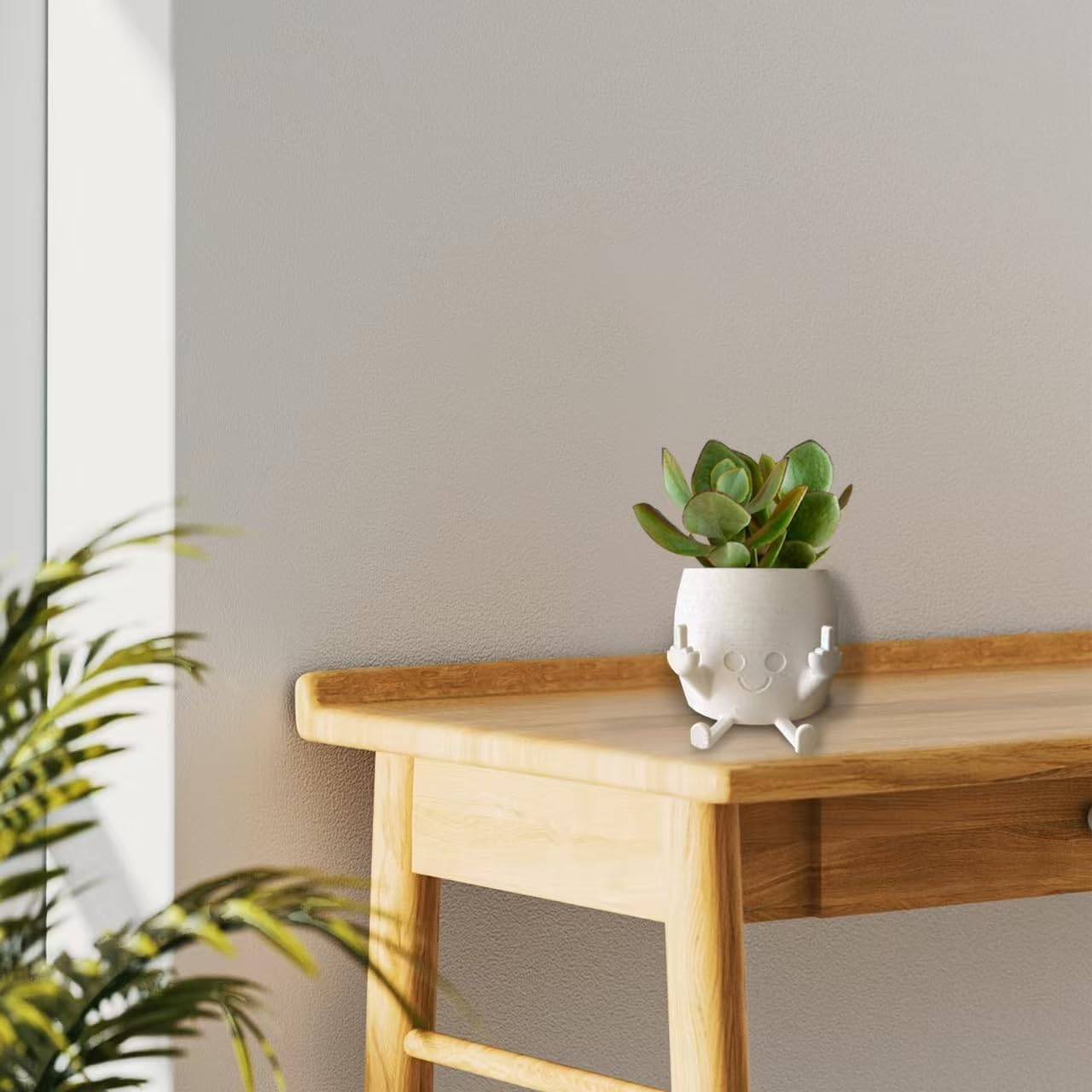 Smiling Plant Pot with Middle Fingers Up, Flower Pots for Succulents, Funny Resin Figure Planter Pot for Indoor Outdoor