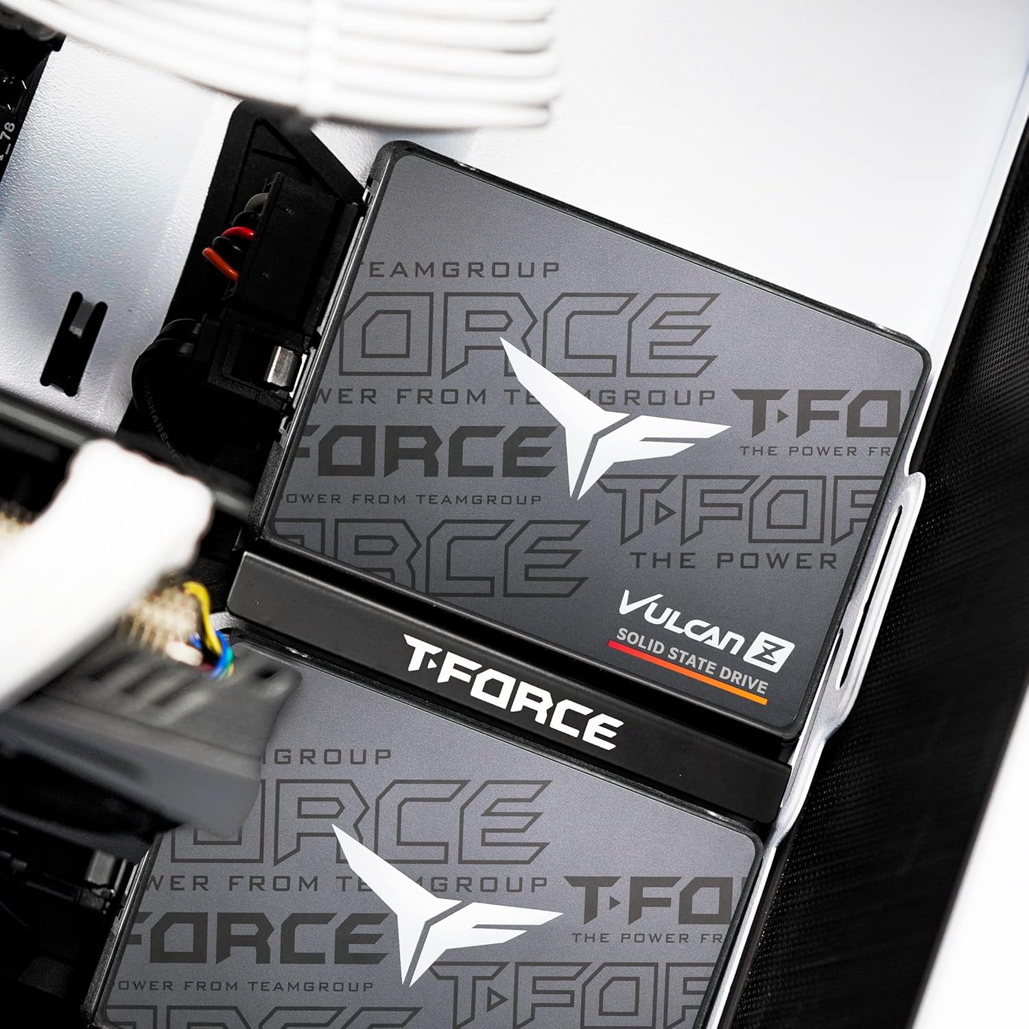 TEAMGROUP T-Force Vulcan Z 512GB SLC Cache 3D NAND TLC 2.5 Inch SATA III Internal Solid State Drive SSD (R/W Speed up to 530/470 MB/s) T253TZ512G0C101 512gb Vulcan Z