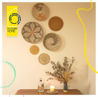 KushimHome Hanging Wall Basket Set - Large Boho Wicker Basket Decor - Bamboo Woven Seagrass Wall Decor - African Flat