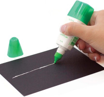 Tombow 62191 MONO Multi Liquid Glue, 0.88 Ounce, 1-Pack. Multi-Purpose Glue with Dual Tip Dispenser for Precise to Full Coverage Application