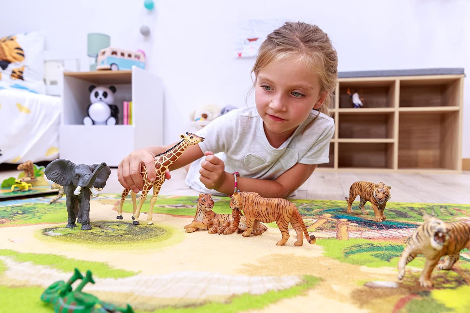 Papo -hand-painted - figurine -Wild animal kingdom - Fox -53020 -Collectible - For Children - Suitable for Boys and Girls- From 3 years old