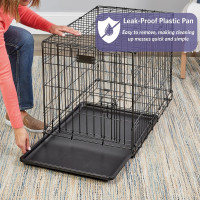 Midwest Homes for Pets 18-Inch iCrate Folding Dog Crate with Divider Panel, Leak-Proof Tray & Secure Latches – Metal Wire Kennel for Tiny Breeds – Portable, Durable & Easy to Assemble Black 18.0