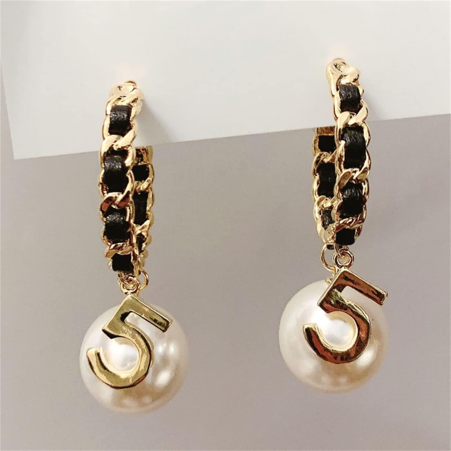 Vintage Number 5 Pearl Hoop Earrings Pearl Earrings Woman Earring Fashion Jewelry for Gift