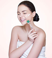 Derma Roller Stainless Steel - Microderma Roller - Microneedle Roller with Case-Personal Use Microneedling Roller -192 Micro Needle Dermal Roller GREEN O,ƽ