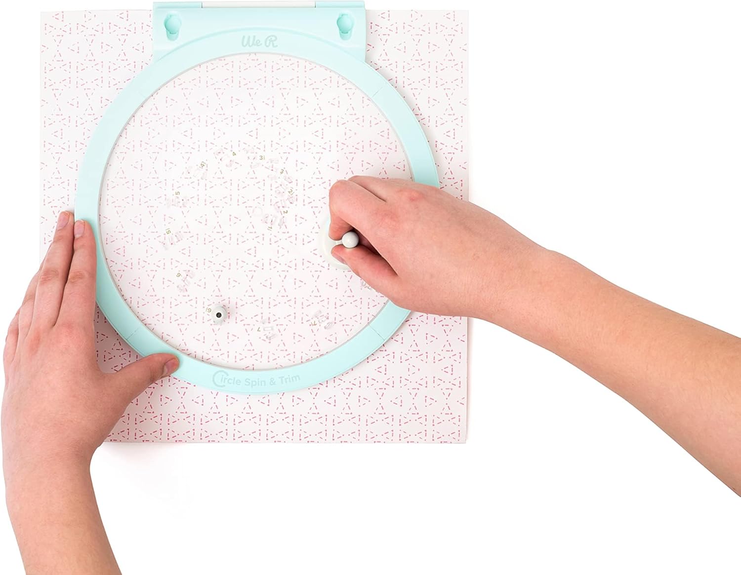 We R Memory Keepers Circle Spin & Trim Tool, Includes Circle Maker Tool & Two Replacement Blades, Rotates 360 Degrees,1 Inch to 8 Inch Circles