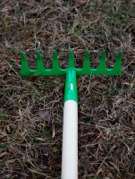 JustForKids Kids Garden Tool Set Toy, Rake, Spade, Hoe and Leaf Rake, reduced size , made of sturdy steel heads and real wood handle, 4-Piece, Multicolored, 5yr+ Multicolored whole piece