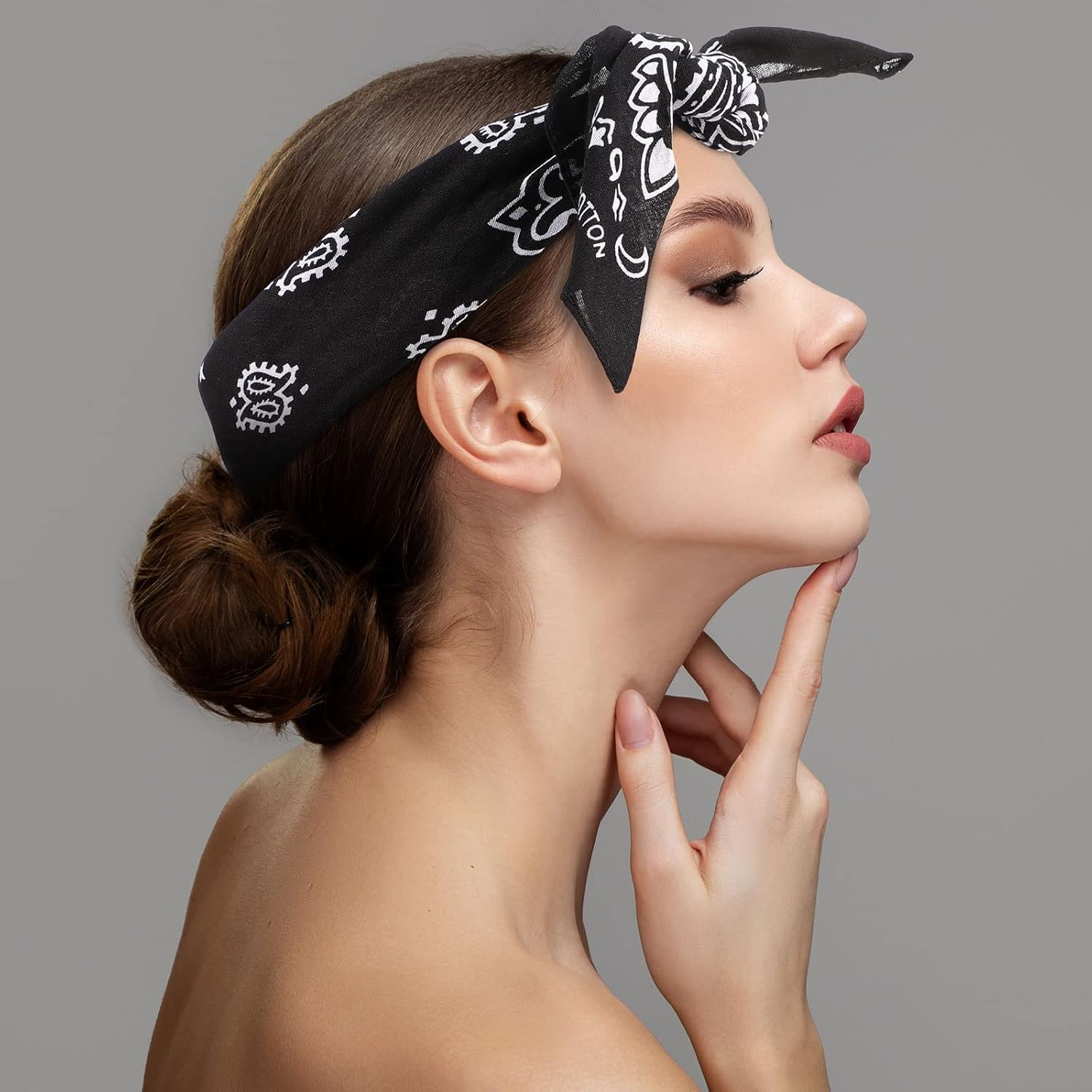 Kigeli 10 Packs Extra Large Bandana 27 x 27 Inch Large Cotton Paisley Fine Bandana Square Scarf Headwear for Women Head Face