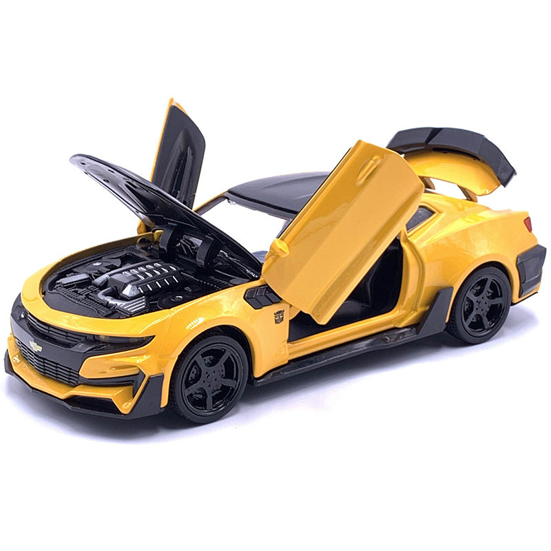1:32 Chevrolet Camaro Model With Sound,Light and Opening Doors