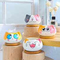 Cuteforyou Cute 3.5 Inches Indoor Cartoon Animal Cat Shaped Ceramic Succulent Cactus Flower Plant Pots with Bamboo Tray-Plant Not Included (Yellow)