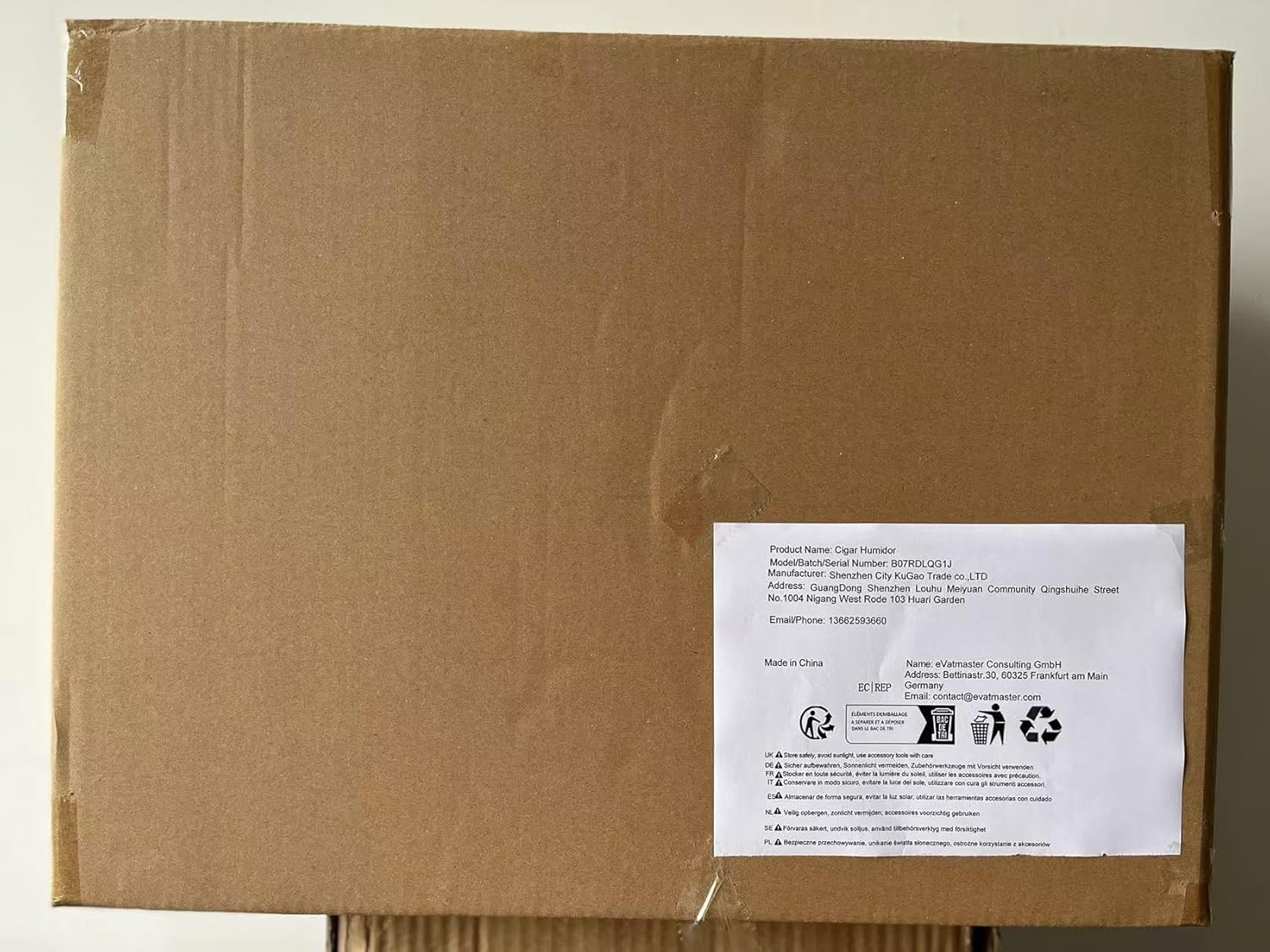 Scotte Acrylic Cigar Humidor Jar/case/Box with Humidifier and Hygrometer,humidor Can Hold About 20 Cigars Including Cigar Cutters and Cigar Punch (Clear-1)