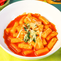 DONG WON Topokki with Cheese and Spicy Sauce, Korean Rice Cake Stick, Korean Street Food, 8.46 OZ (240 G) - 1 Pack Cheese and Spicy - 1 Pack