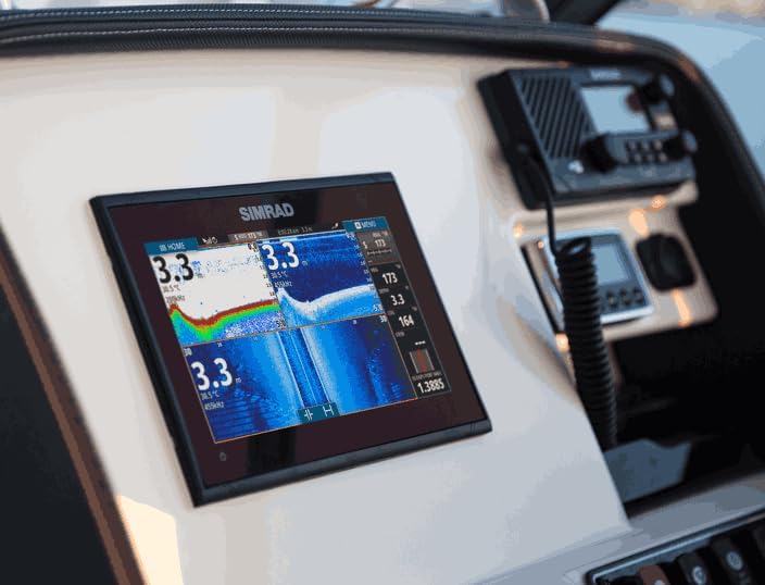 Simrad GO Chartplotter and Fish Finder, with Transducer and Radar Options, Preloaded C-MAP Discover Chart Card 9