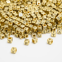 1000pcs Square Letter Beads for Bracelets, 6x6mm Gold Cube Alphabet A-Z Beads for Jewelry Making Friendship Bracelets (Cube Gold)