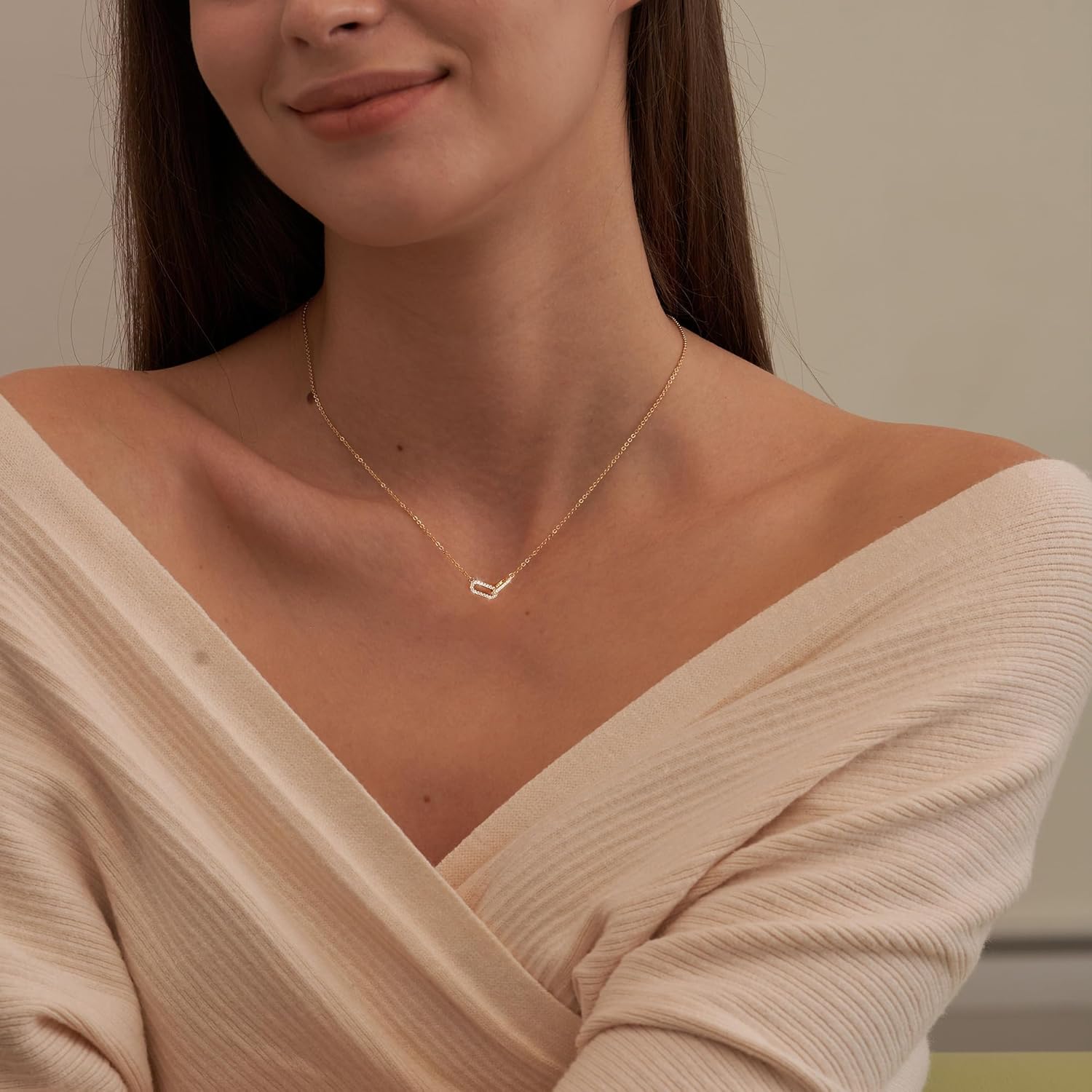 Freekiss Gold Pendant Necklace for Women, Dainty Diamond Necklaces for Women Simple 14K Gold Plated Paperclip Choker Necklaces Cute Minimalist Open Oval Necklaces Gold Jewelry for Women Gifts Gold CZ Paperclip-gold