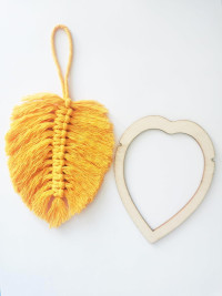 Macrame Cutting Molds and Comb Set for Making Macrame Feather Tassel (Macrame Comb Plus 3 Cutting molds)