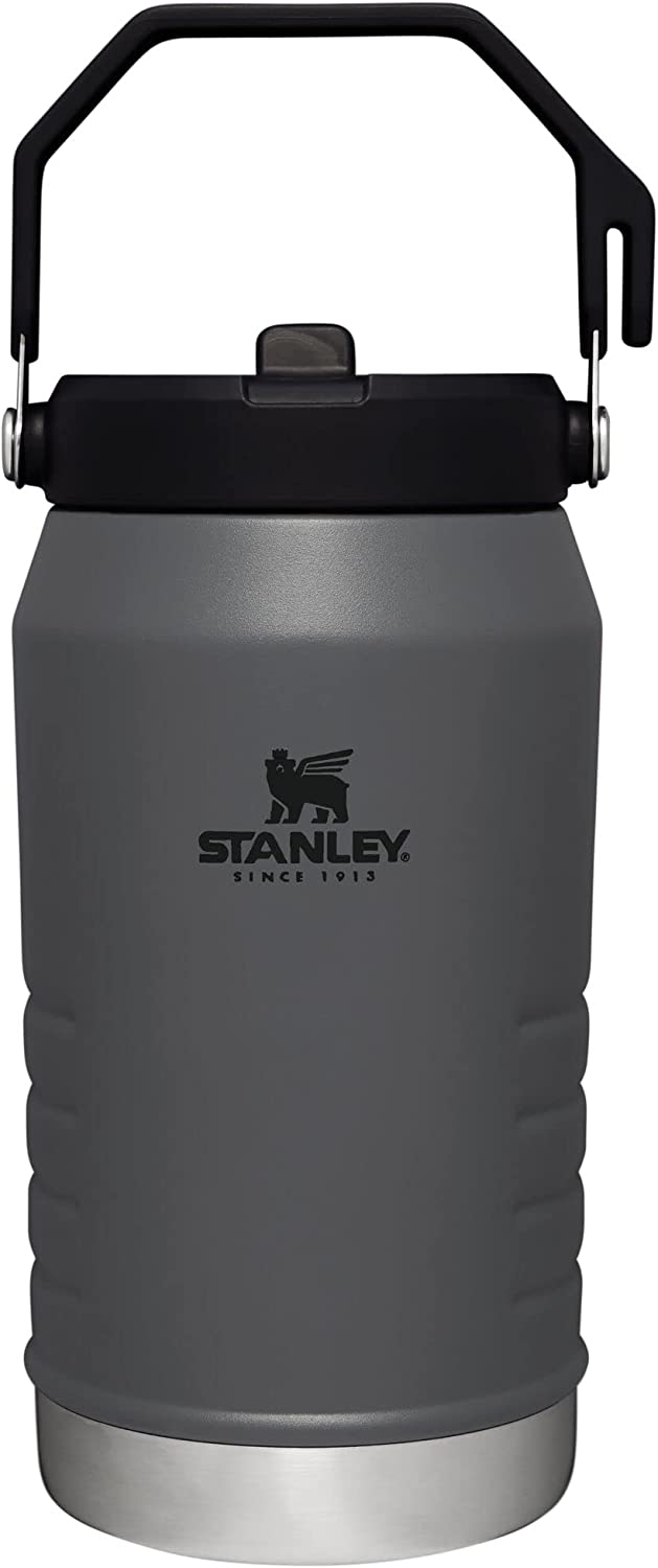 Insulated Water Bottle - 64 Oz, Half Gallon Large Metal Stainless Steel Water  Jug for Sale in Brooklyn, NY - OfferUp