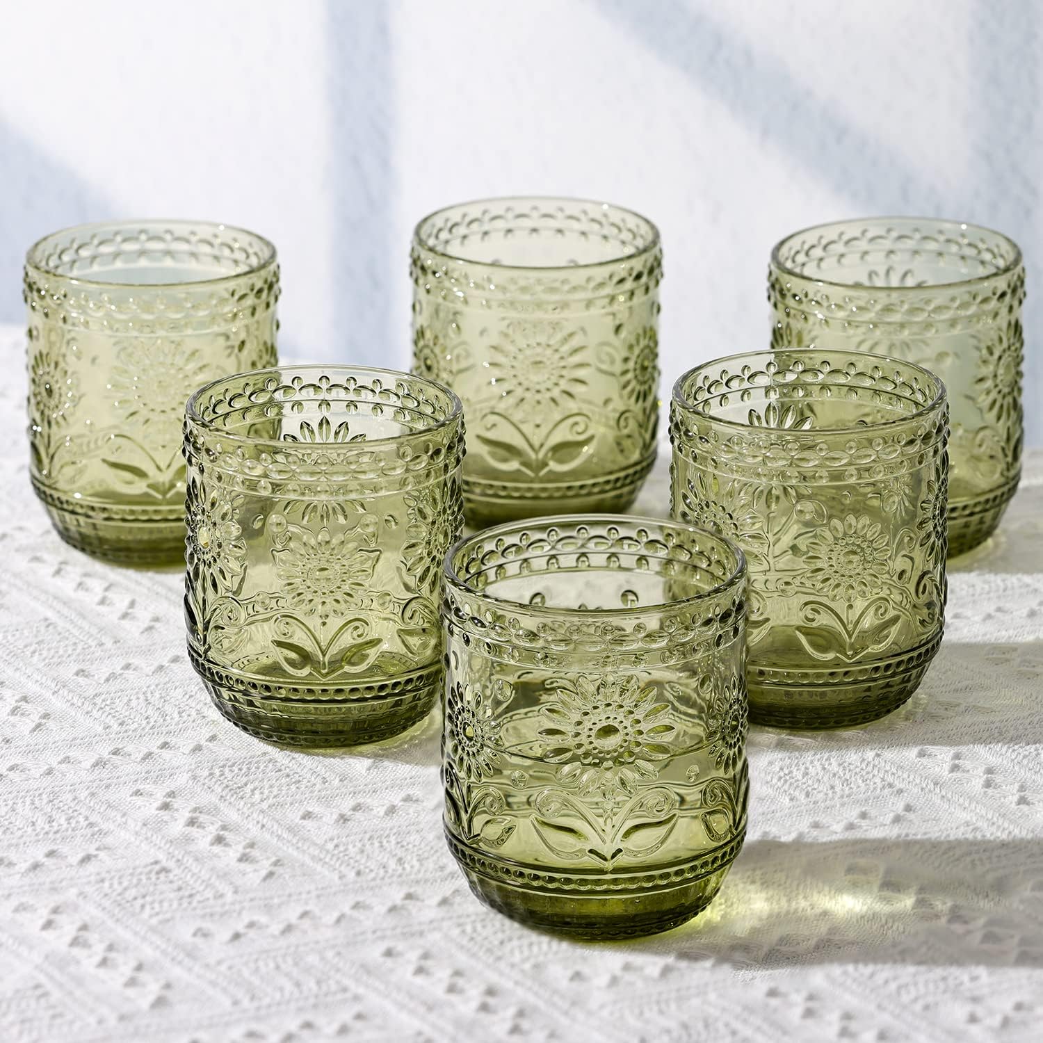 Vintage Botanist Drinking Glass Set, Luxurious Floral Embossed Decorative  Green Glassware, Set of 4, 4-inch, 12 oz