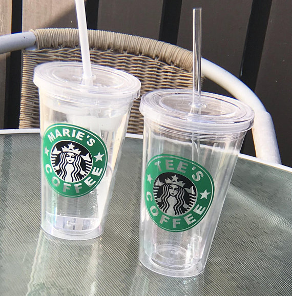 Starbucks 591ml/20oz Polar Bear Plastic Cup with Chain Sleeve – Ann Ann  Starbucks
