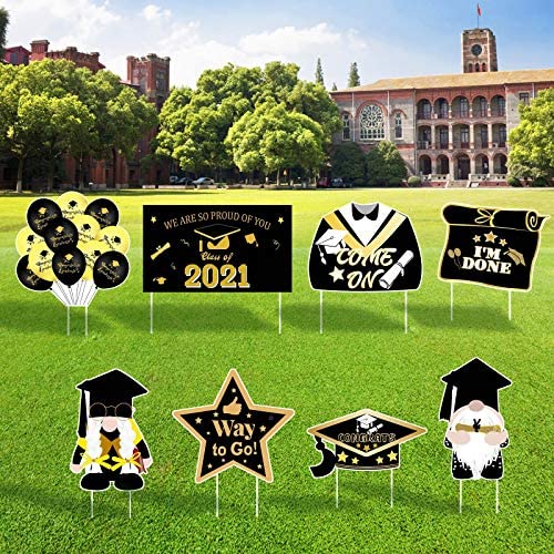 grad lawn decor