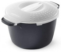 PAMPERED CHEF PAMPERED CHEF new model. 2 QT MICRO COOKER with lid. (2 LITER). new out this summer. - sold out : Everything Else